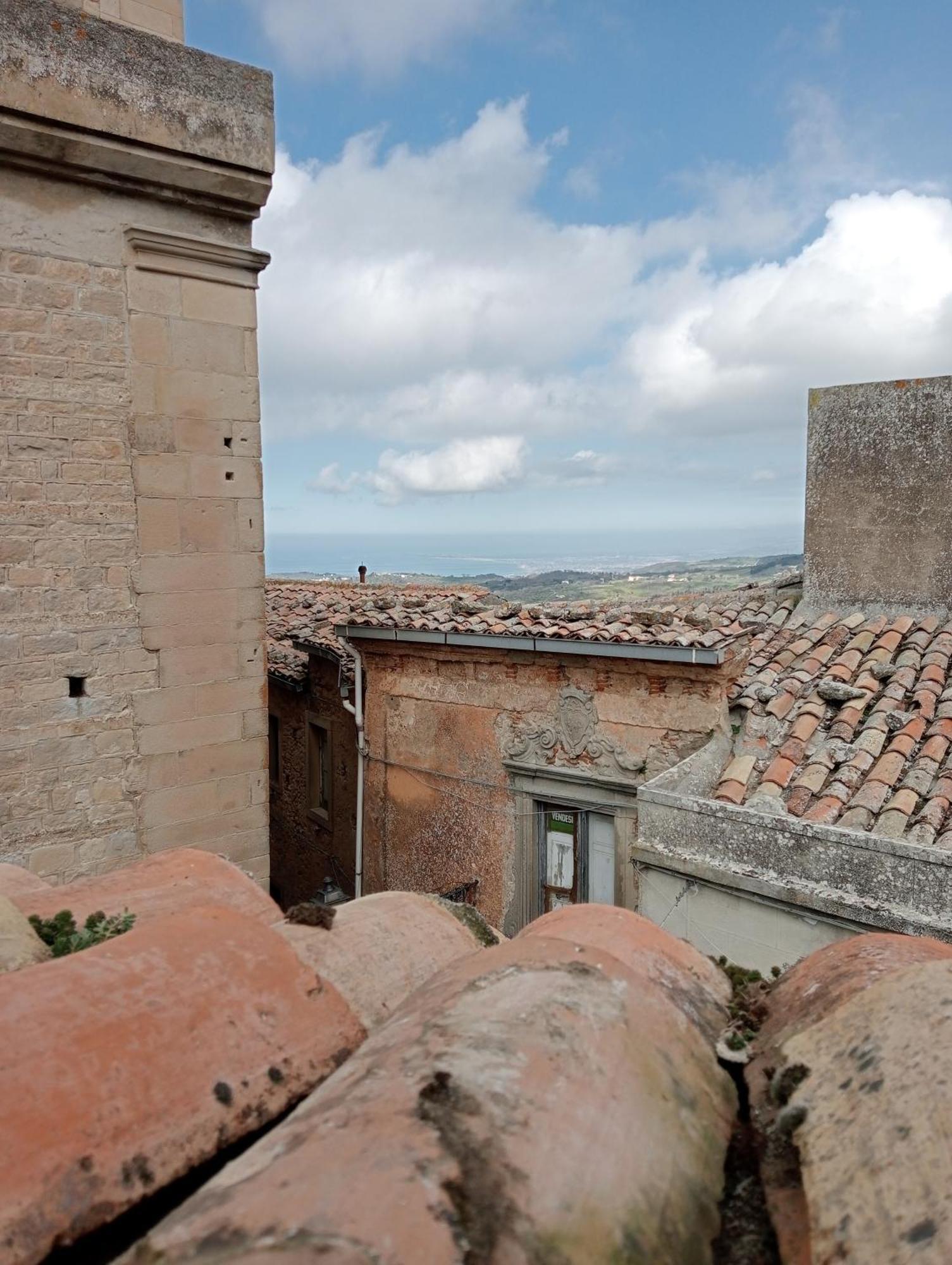 San Nicolo Holiday Home Montalbano Elicona Rom bilde